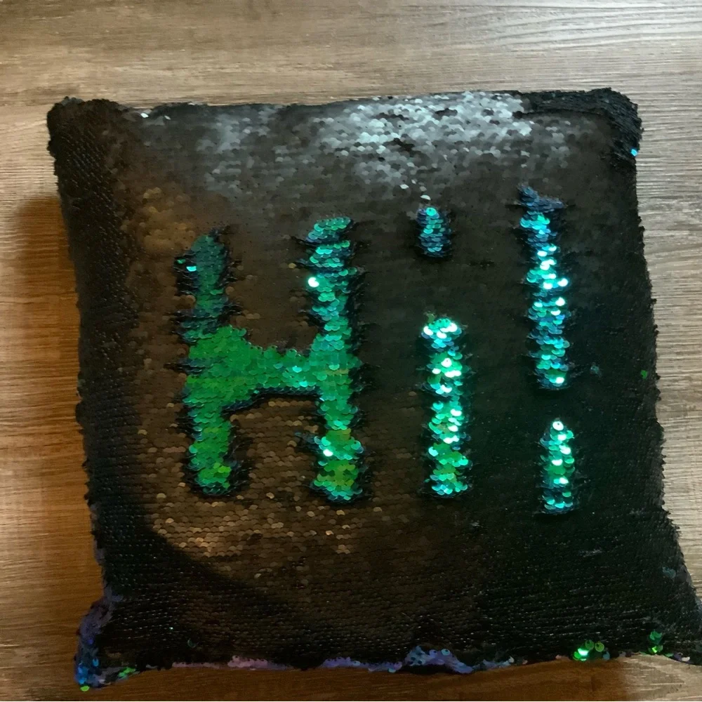 Reversible Sequin Pillow - Green and Black